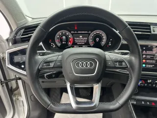 Audi Q3 2022 — фото 11 из 25