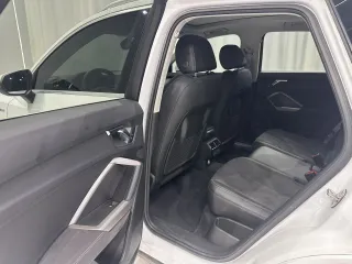 Audi Q3 2022 — фото 15 из 25