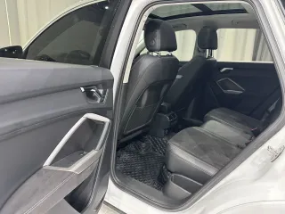 Audi Q3 2022 — фото 15 из 27