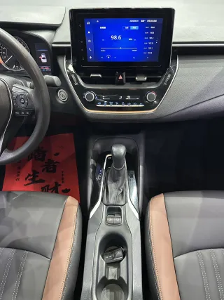 Toyota Corolla 2021 — фото 12 из 25