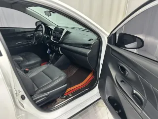 Toyota Yaris L 2022 — фото 16 из 27