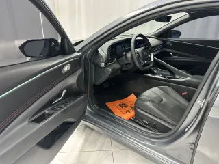 Hyundai Elantra 2022 — фото 7 из 25