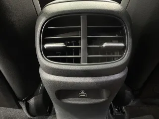 Hyundai Elantra 2022 — фото 15 из 25