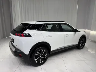 Peugeot 2008 2022 — фото 4 из 25