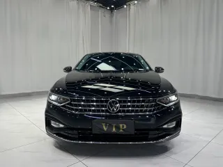 Volkswagen Magotan 2023 — фото 2 из 28