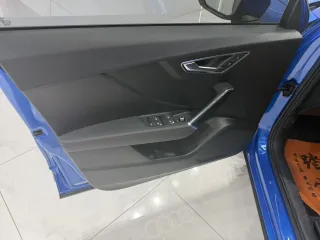 Audi Q2 2022 — фото 8 из 27