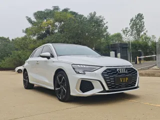 Audi A3 2022 — фото 2 из 29