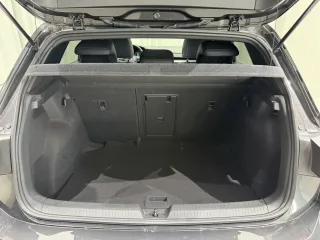 Volkswagen Golf 2022 — фото 19 из 41