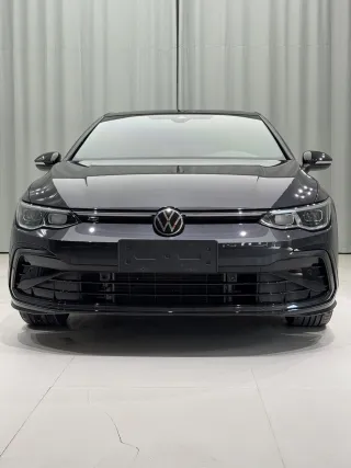 Volkswagen Golf 2022 — фото 2 из 41