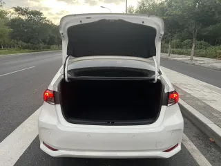 Toyota Corolla 2022 — фото 20 из 29