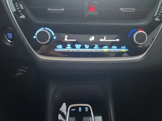 Toyota Corolla 2022 — фото 25 из 29