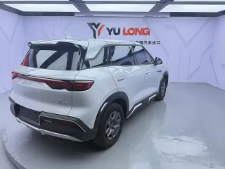 BYD Yuan Up 2024 — фото 6 из 24