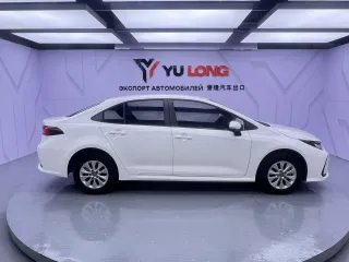 Toyota Corolla 2023 — фото 8 из 24