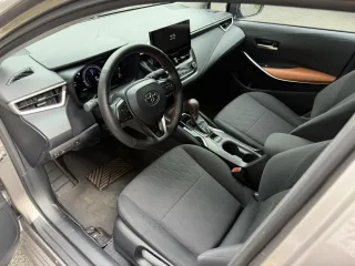 Toyota Corolla 2023 — фото 15 из 33