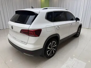 Volkswagen Tharu 2022 — фото 16 из 19
