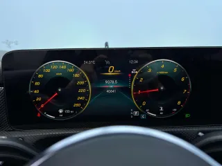 Mercedes A-Class 2022 — фото 11 из 34