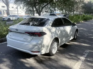 Toyota Corolla 2022 — фото 10 из 10
