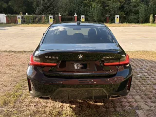 BMW 3 Series 2022 — фото 9 из 10