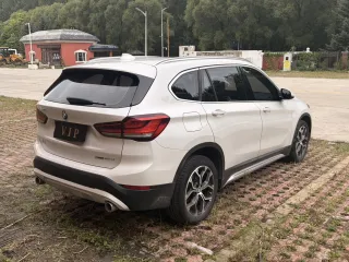 BMW X1 2022 — фото 10 из 10