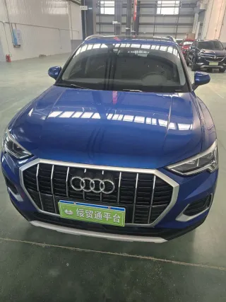 Audi Q3 2019 — фото 3 из 9