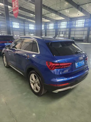 Audi Q3 2019 — фото 9 из 9
