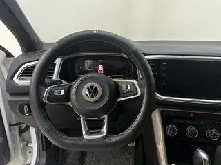 Volkswagen T-Roc 2022 — фото 18 из 30