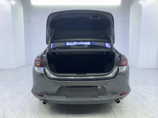 Mazda Axela 2021 — фото 24 из 28