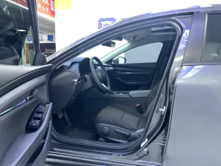 Mazda Axela 2021 — фото 11 из 28