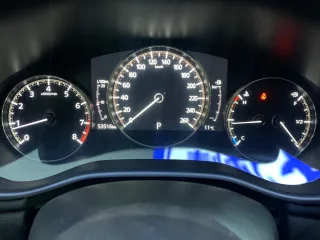 Mazda Axela 2021 — фото 9 из 28