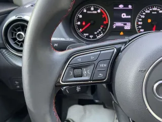 Audi Q2 2023 — фото 13 из 27