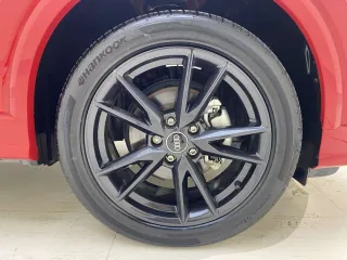 Audi Q2 2023 — фото 25 из 27