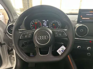 Audi Q2 2022 — фото 18 из 31