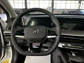 Changan Eado 2022 — фото 11 из 27