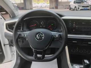 Volkswagen Polo 2022 — фото 20 из 29