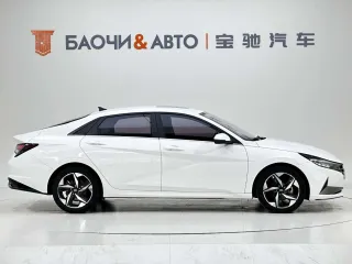 Hyundai Elantra 2022 — фото 6 из 33