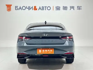 Hyundai Elantra 2023 — фото 3 из 33