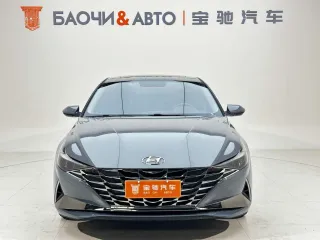 Hyundai Elantra 2023 — фото 8 из 33