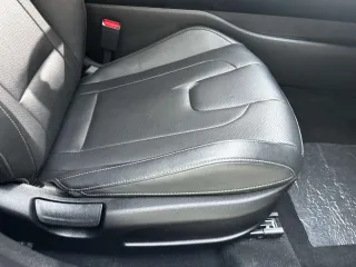 Hyundai Elantra 2023 — фото 18 из 33