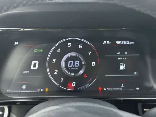 Hyundai Elantra 2023 — фото 19 из 33