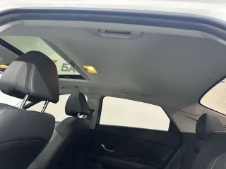 Hyundai Elantra 2023 — фото 23 из 33