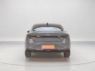 Hyundai Elantra 2020 — фото 10 из 31