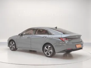 Hyundai Elantra 2020 — фото 11 из 31