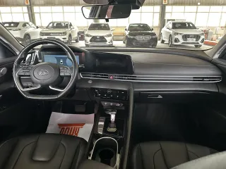 Hyundai Elantra 2020 — фото 18 из 31