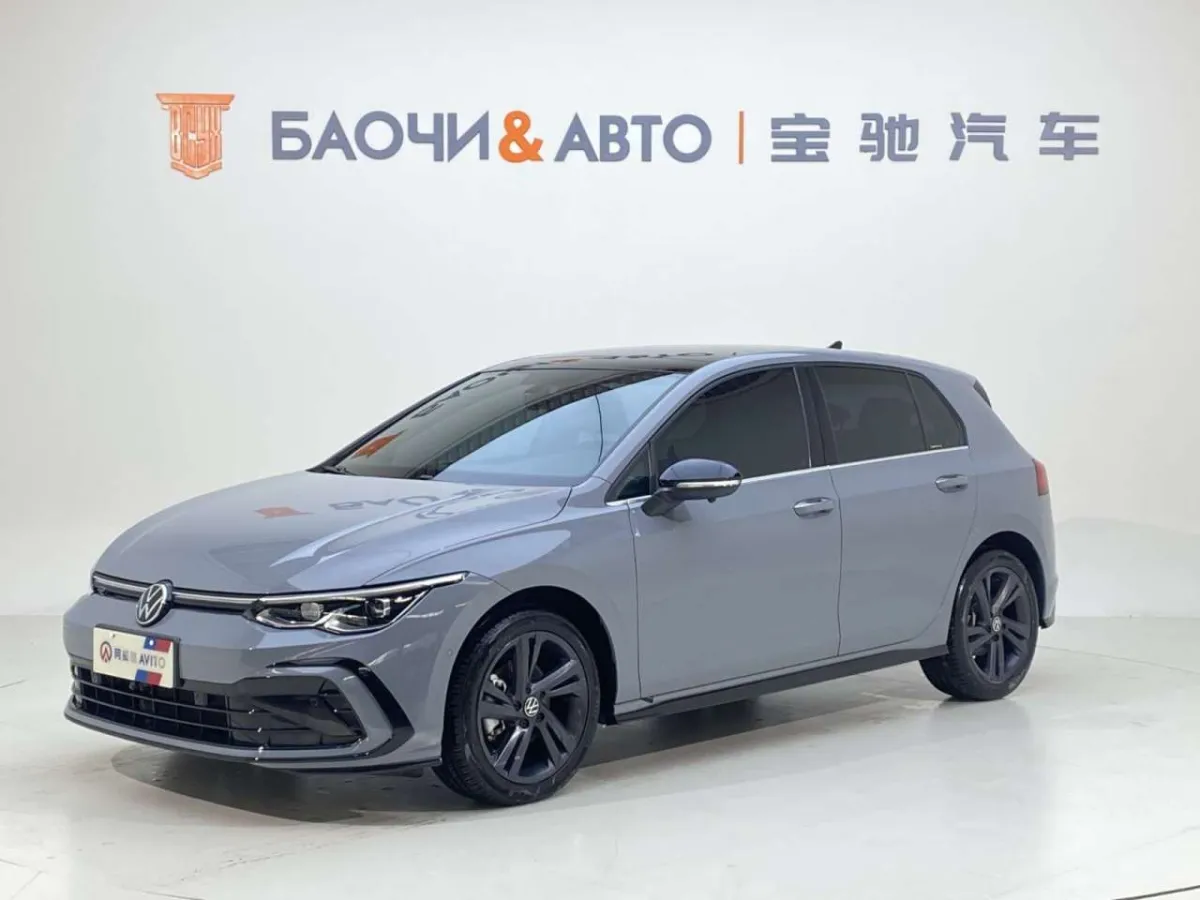 Volkswagen Golf R-Line