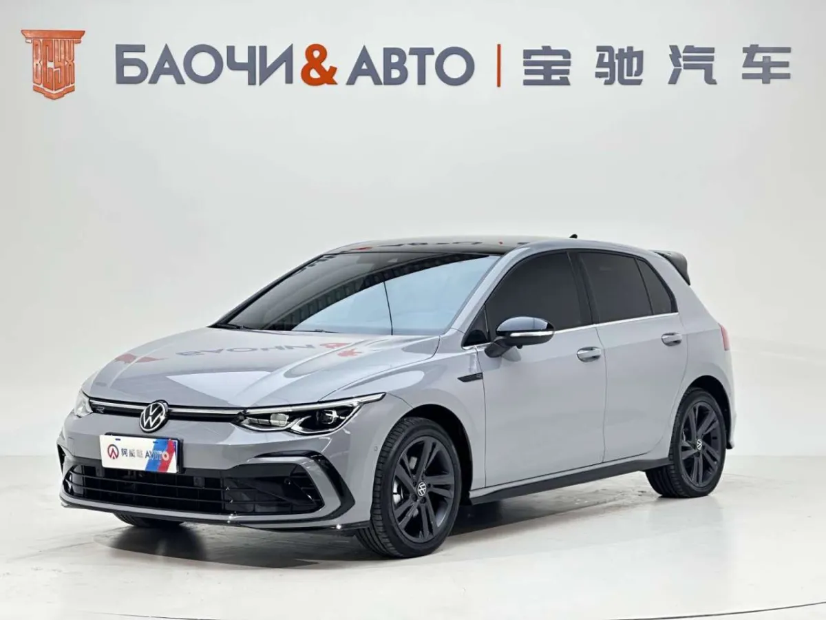 Volkswagen Golf R-Line