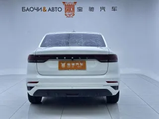 Geely Emgrand 2022 — фото 8 из 30