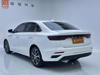 Geely Emgrand 2022 — фото 10 из 30