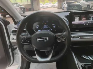 Geely Emgrand 2022 — фото 11 из 30