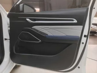 Geely Emgrand 2022 — фото 18 из 30