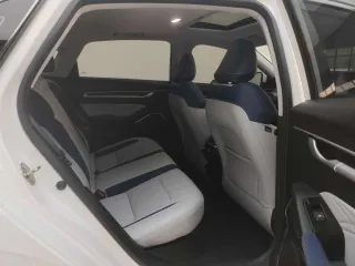 Geely Emgrand 2022 — фото 25 из 30